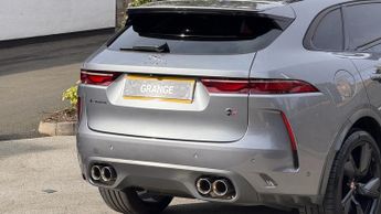 Jaguar F-PACE 5.0 V8 550 SVR 5dr Auto AWD