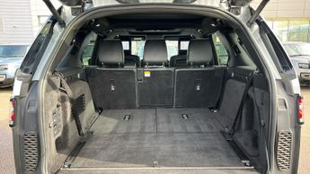 Land Rover Discovery 3.0 SDV6 HSE Luxury 5dr With Climate Seats and Rear Seat Enterta