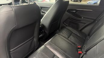 Land Rover Range Rover Evoque 2.0 D180 R-Dynamic SE 5dr Auto