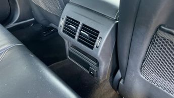 Jaguar XE 2.0 D200 R-Dynamic Black 4dr Auto