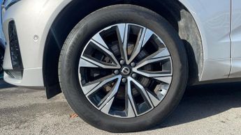 Volvo XC60 2.0 B4P Plus Dark 5dr Geartronic
