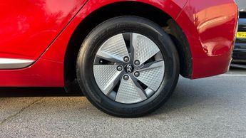 Hyundai Ioniq 1.6 GDi Hybrid Premium 5dr DCT