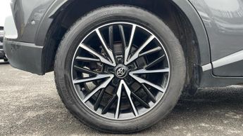 Toyota CHR 1.2T Excel 5dr CVT AWD (Leather)