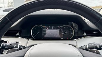 Land Rover Range Rover Evoque 2.0 P250 R-Dynamic HSE 5dr Auto - Low Mileage - Panoramic Sunroo