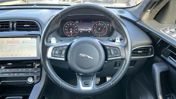Jaguar F-PACE 2.0 (300) 300 Sport 5dr Auto AWD With Sliding Panoramic Roof and