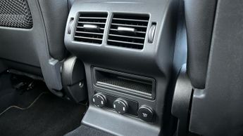 Jaguar F-PACE 2.0 (300) 300 Sport 5dr Auto AWD With Sliding Panoramic Roof and