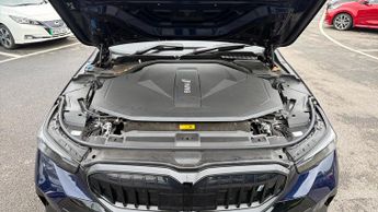 BMW i5 250kW eDrive40 M Sport Pro 84kWh 4dr Auto