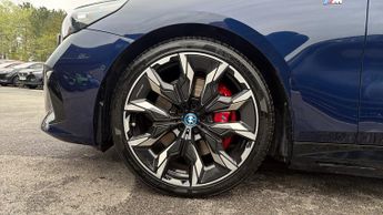 BMW i5 250kW eDrive40 M Sport Pro 84kWh 4dr Auto