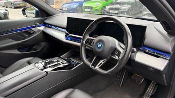 BMW i5 250kW eDrive40 M Sport Pro 84kWh 4dr Auto