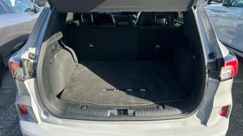 Ford Kuga 2.5 FHEV Graphite Tech Edition 5dr CVT