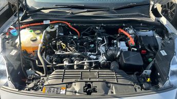 Ford Kuga 2.5 FHEV Graphite Tech Edition 5dr CVT