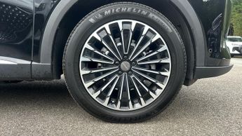 Omoda 9 1.5T SHS Noble 5dr 3DHT