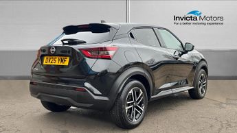 Nissan Juke 1.0 DiG-T N-Connecta 5dr DCT