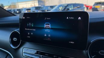 Mercedes-Benz V-Class V220 d AMG Line 5dr 9G-Tronic (Extra Long) With Heated Seats and