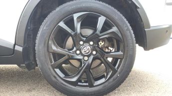 Toyota CHR 1.8 Hybrid Dynamic 5dr CVT