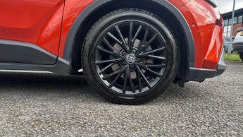 Toyota CHR 2.0 Hybrid Orange Edition 5dr CVT
