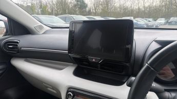 Toyota Yaris 1.5 Hybrid Excel 5dr CVT