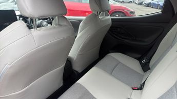Toyota Yaris 1.5 Hybrid Excel 5dr CVT
