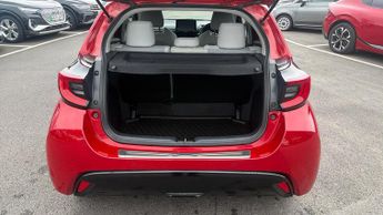 Toyota Yaris 1.5 Hybrid Excel 5dr CVT