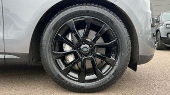 Land Rover Range Rover Sport 3.0 D300 SE 5dr Auto With Heated Seats and Fixed Panoramic Roof