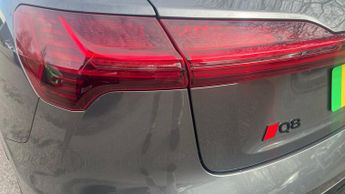 Audi Q8 300kW 55 Quattro 114kWh Black Edition 5dr Auto