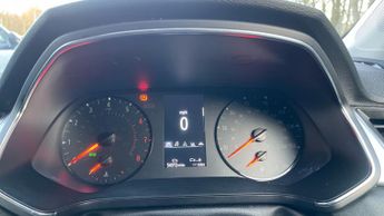 Renault Captur 1.3 TCE 130 Iconic 5dr EDC - Satellite Navigation - Parking Sens