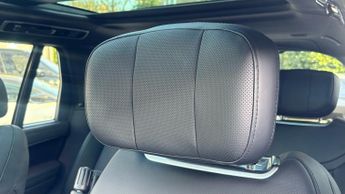 Land Rover Range Rover 3.0 P550e Autobiography 4dr Auto