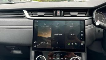 Jaguar F-PACE 2.0 D200 R-Dynamic HSE Black 90th Anniv 5dr Auto