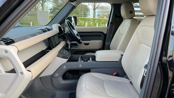 Land Rover Defender 3.0 D250 XS Edition 110 5dr Auto With Climate Seats and Sliding 