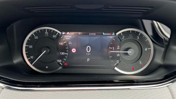 Land Rover Range Rover Evoque 2.0 D200 R-Dynamic S 5dr Auto With Heated Front Seats and 3D Sur