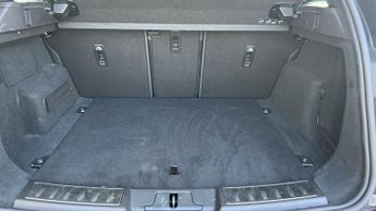 Land Rover Range Rover Evoque 2.0 P250 R-Dynamic SE 5dr Auto - Very Low Mileage - 