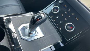 Land Rover Range Rover Evoque 2.0 P250 R-Dynamic SE 5dr Auto - Very Low Mileage - 