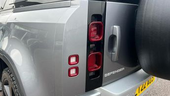 Land Rover Defender 3.0 D250 SE 110 5dr Auto With Heated Front Seats and Cruise Cont