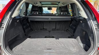 Volvo XC90 2.0 B5P Ultimate Dark 5dr AWD Geartronic