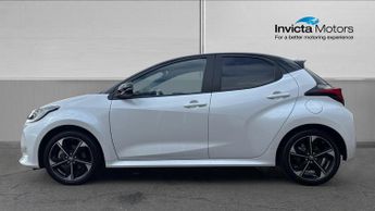 Toyota Yaris 1.5 Hybrid 130 Premiere Edition 5dr Auto with Rear Camera  Heads