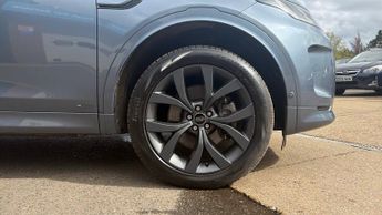 Land Rover Discovery Sport 1.5 P300e Plug In Hybrid R-Dynamic SE 5dr Auto (5 Seat) with Gra
