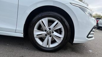 Volkswagen Golf 1.5 eTSI 150 Life 5dr DSG