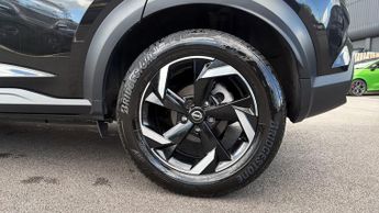 Nissan Juke 1.6 Hybrid N-Connecta 5dr Auto