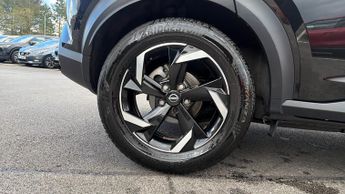 Nissan Juke 1.6 Hybrid N-Connecta 5dr Auto