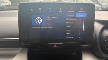 Toyota Yaris 1.5 Hybrid Excel 5dr CVT