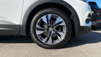 Vauxhall Grandland X 1.2 Turbo SRi Nav 5dr Auto