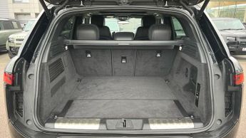 Land Rover Range Rover Sport 3.0 D300 Autobiography 5dr Auto With Massage Seats and Sliding P