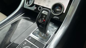 Land Rover Range Rover Sport 3.0 D300 HSE Silver 5dr Auto With Heated Front and Rear Seats an