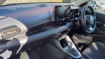 Toyota Yaris 1.5 Hybrid Design 5dr CVT