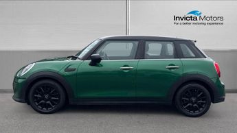 Mini Hatch 1.5 Cooper Classic Premium 5dr Auto