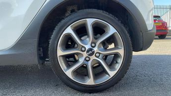 Kia Picanto 1.0 X-Line 5dr Auto