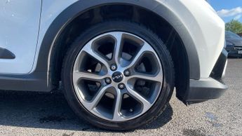 Kia Picanto 1.0 X-Line 5dr Auto