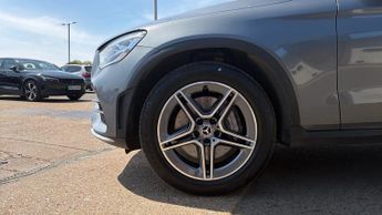 Mercedes-Benz GLC-Class GLC 220d 4Matic AMG Line 5dr 9G-Tronic