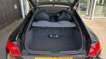 Audi TT Power Steering Plus  Comfort Access  18-way Adaptive Sports Seat