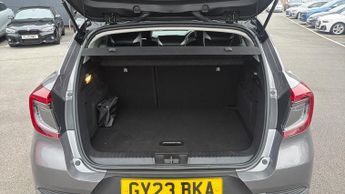 Renault Captur 1.6 E-Tech 145 Techno 5dr Auto (Navigation)(Rear Parking Camera)